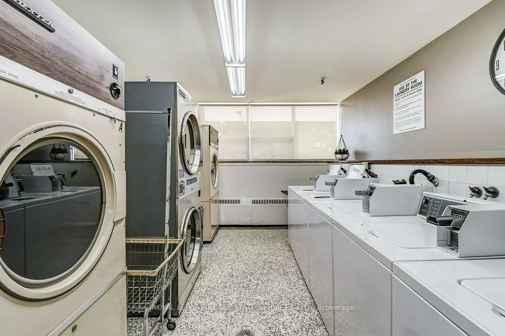 212, Kerr, 1002 - CO Central, Oakville