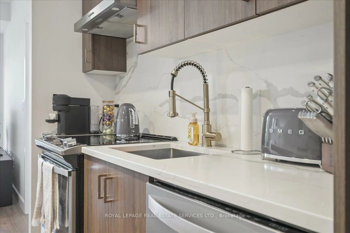 168, Sabina, 1008 - GO Glenorchy, Oakville