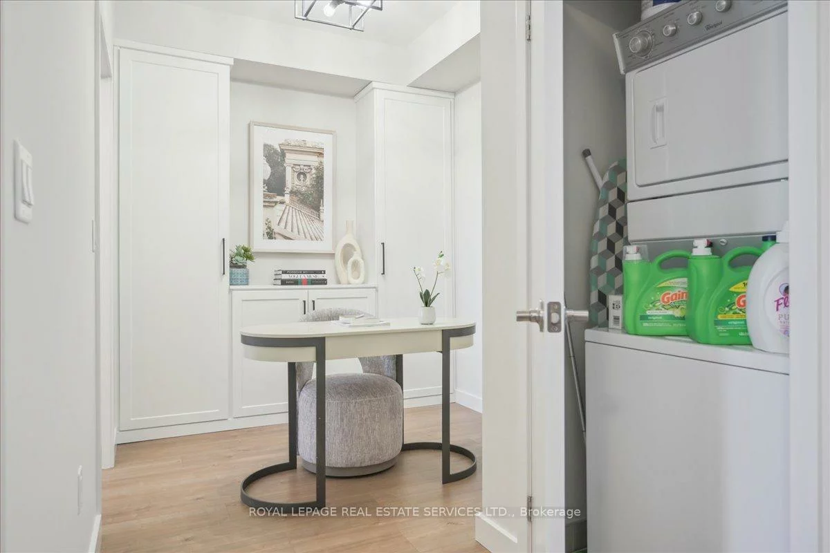 168, Sabina, 1008 - GO Glenorchy, Oakville
