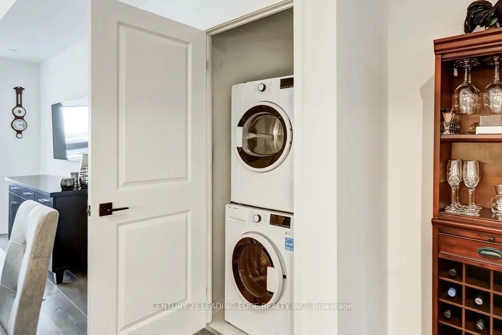 2489, TAUNTON, 1015 - RO River Oaks, Oakville