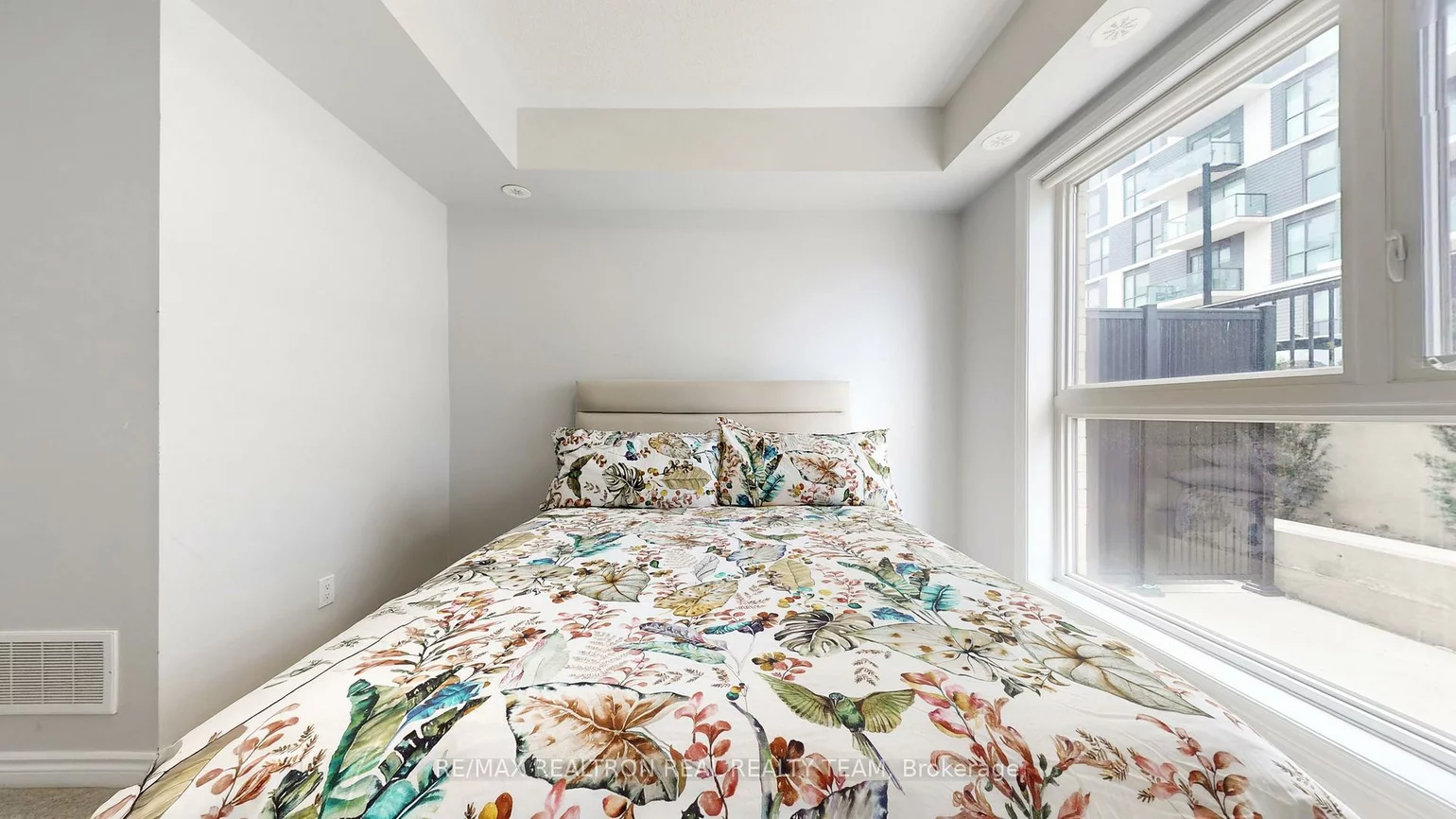 349, Wheat Boom, 1010 - JM Joshua Meadows, Oakville