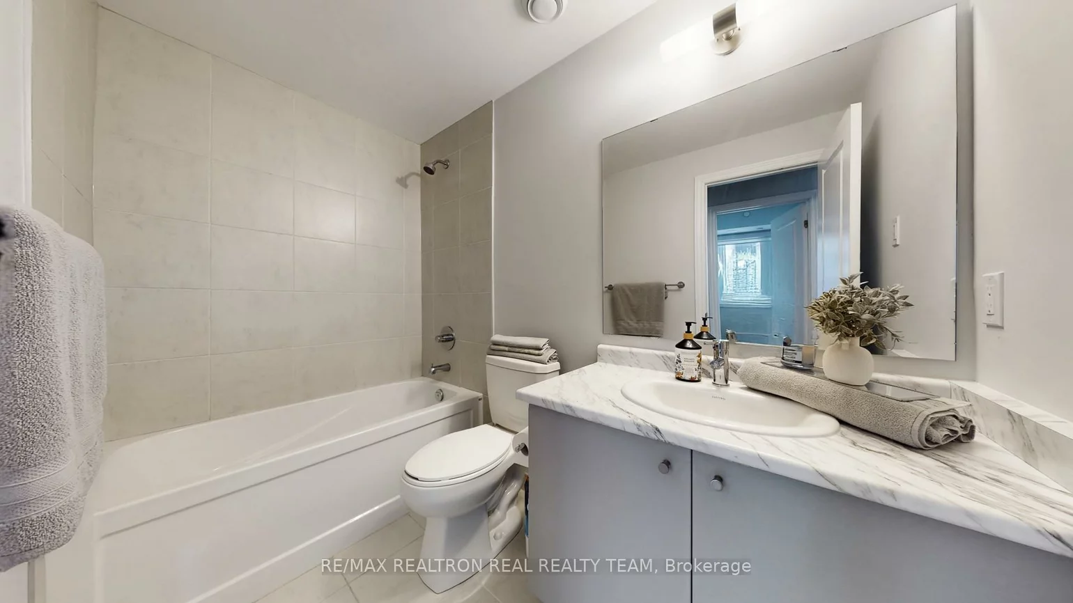 349, Wheat Boom, 1010 - JM Joshua Meadows, Oakville