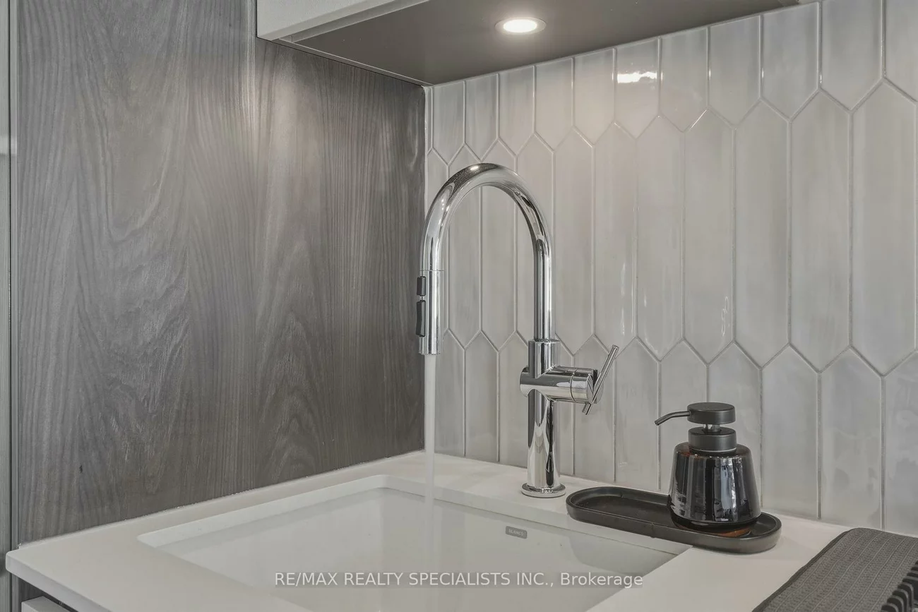 405, Dundas, 1008 - GO Glenorchy, Oakville