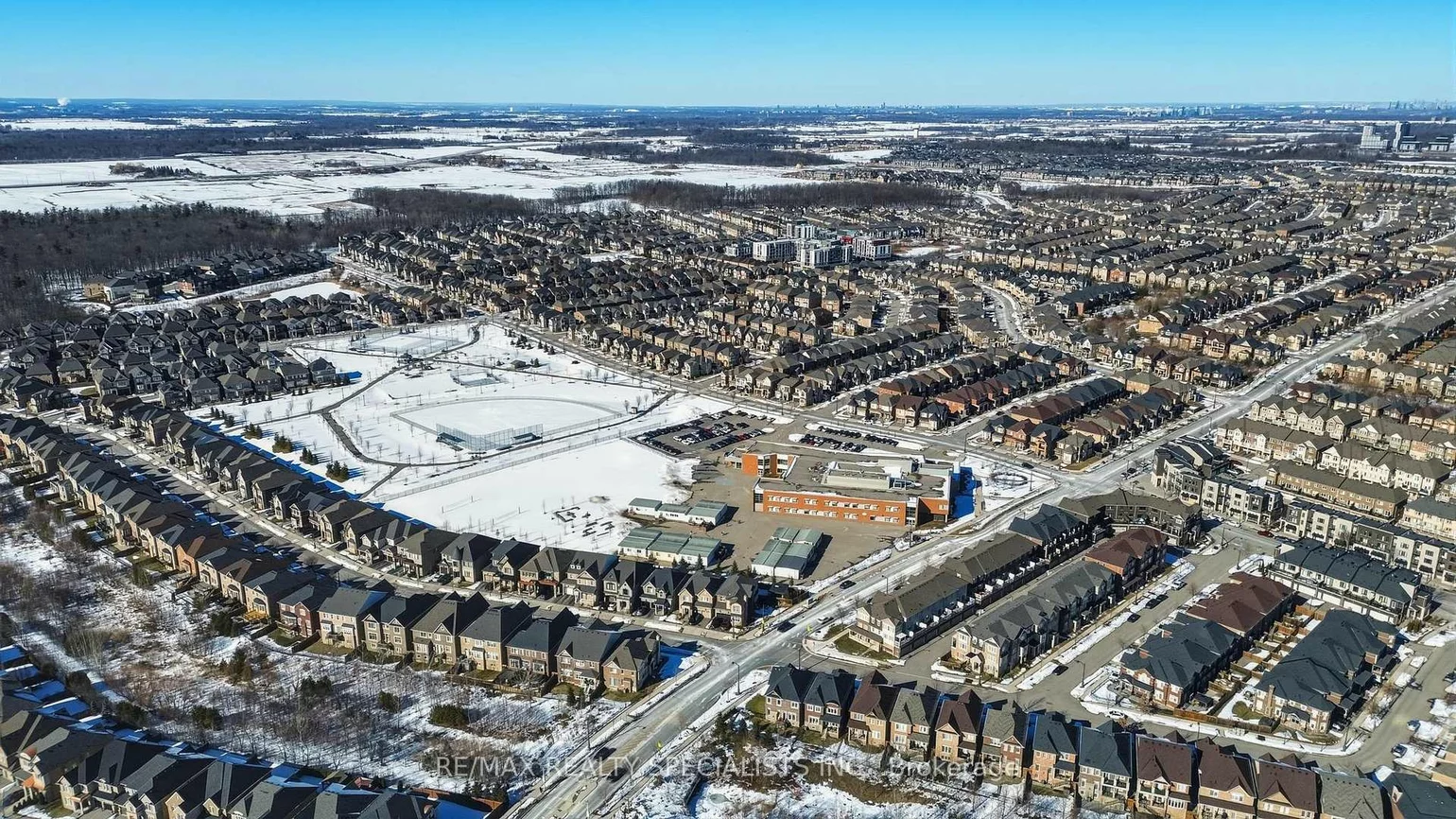 405, Dundas, 1008 - GO Glenorchy, Oakville
