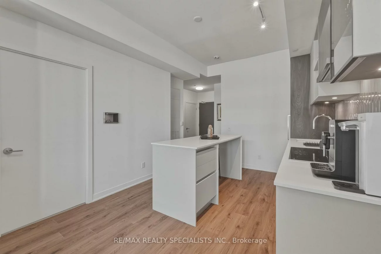 405, Dundas, 1008 - GO Glenorchy, Oakville