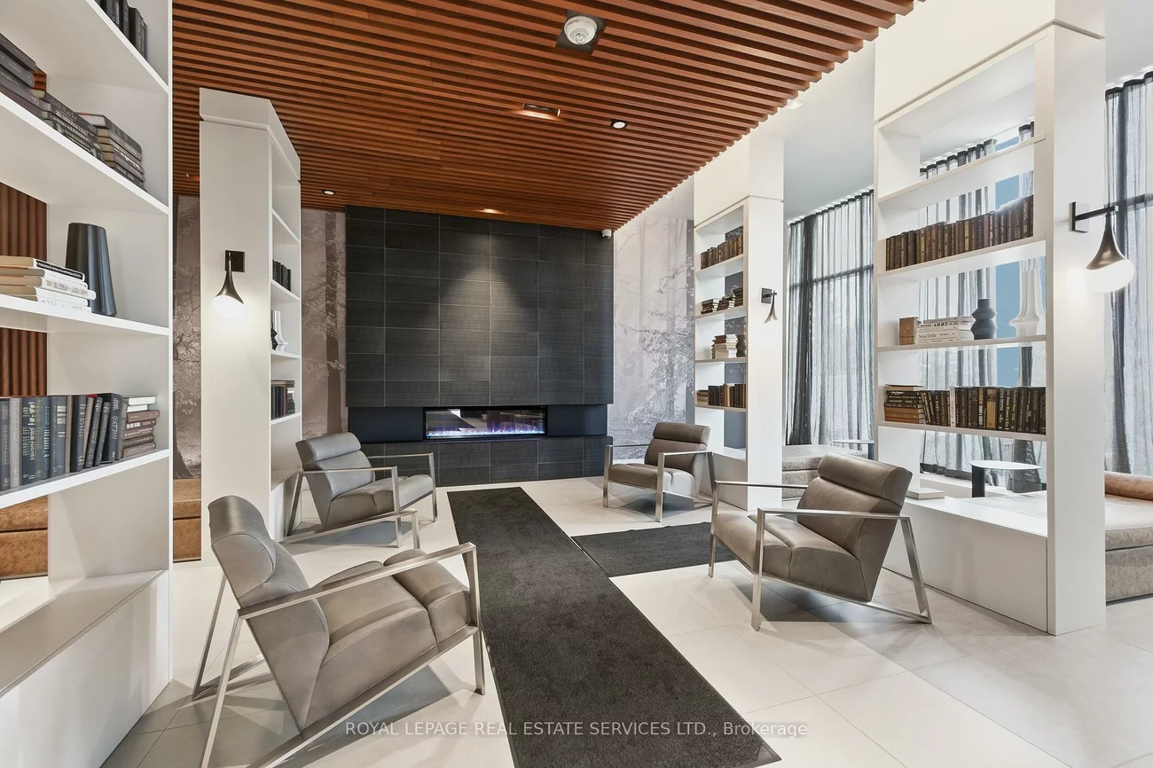 297, Oak Walk, 1015 - RO River Oaks, Oakville