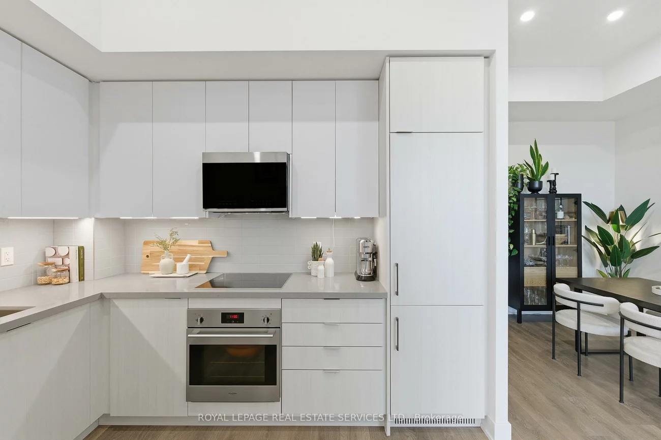 297, Oak Walk, 1015 - RO River Oaks, Oakville