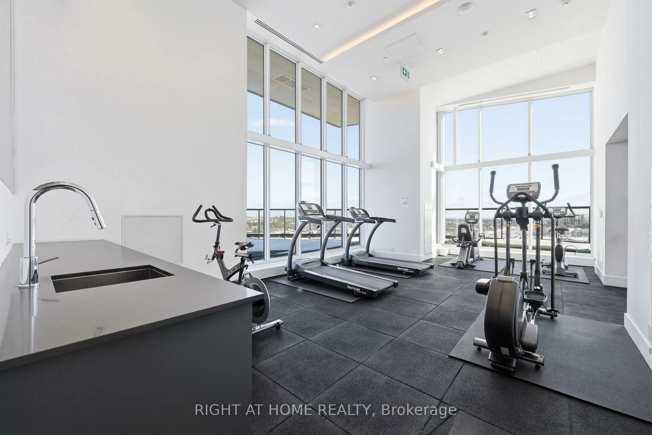 297, OAK WALK, 1015 - RO River Oaks, Oakville