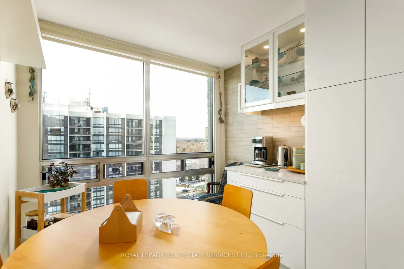 2180, Marine, 1001 - BR Bronte, Oakville