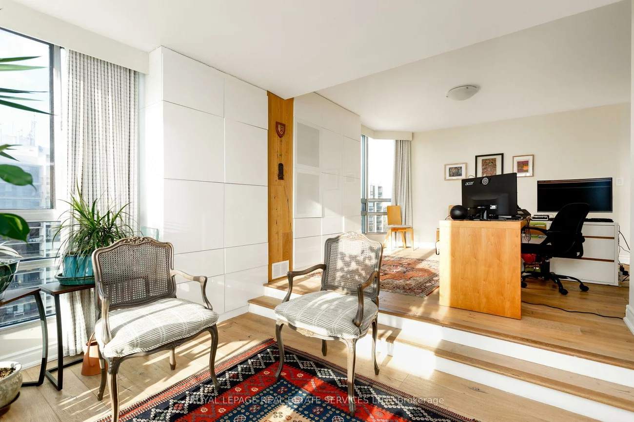 2180, Marine, 1001 - BR Bronte, Oakville