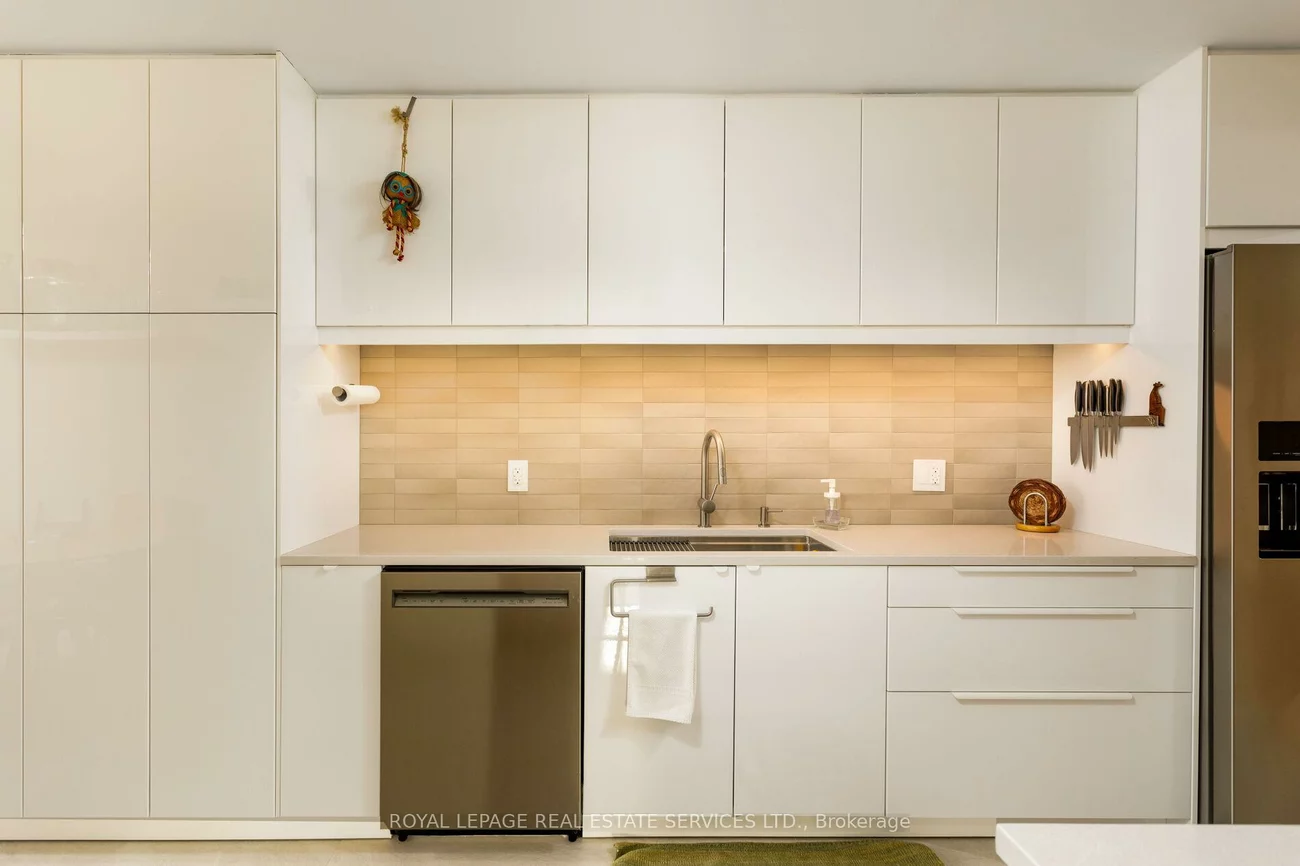 2180, Marine, 1001 - BR Bronte, Oakville