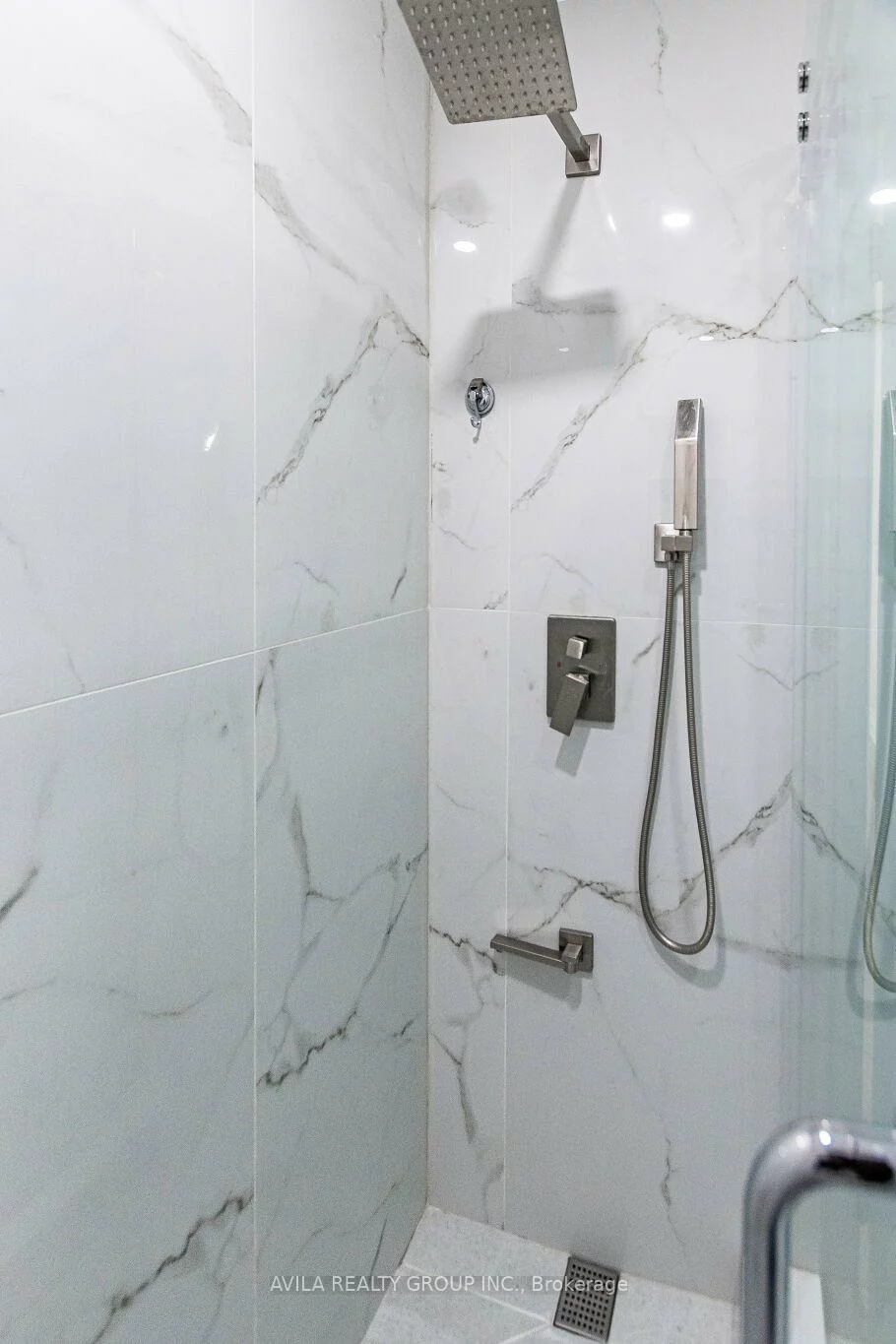 2199, Sixth, 1015 - RO River Oaks, Oakville