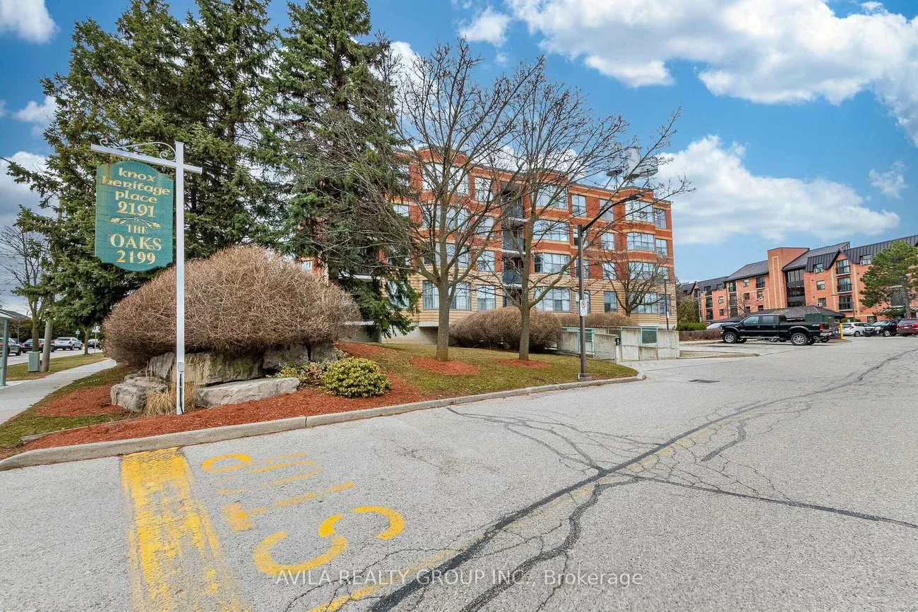 2199, Sixth, 1015 - RO River Oaks, Oakville