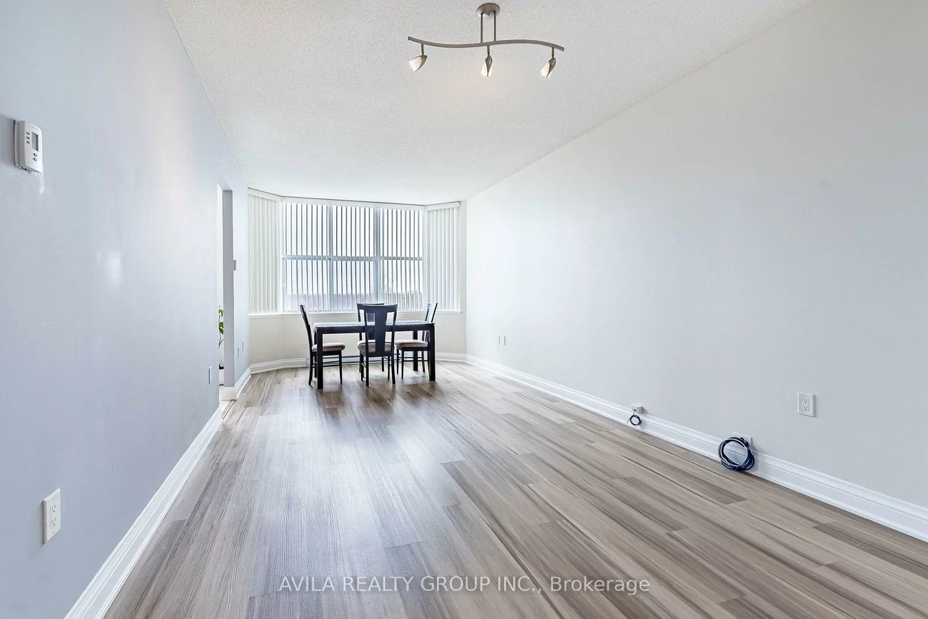 2199, Sixth, 1015 - RO River Oaks, Oakville