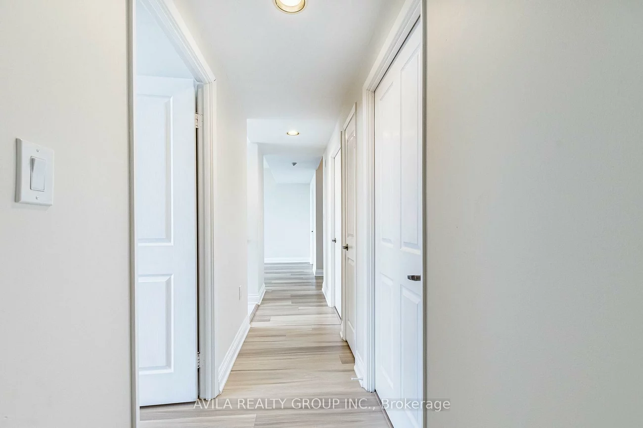 2199, Sixth, 1015 - RO River Oaks, Oakville