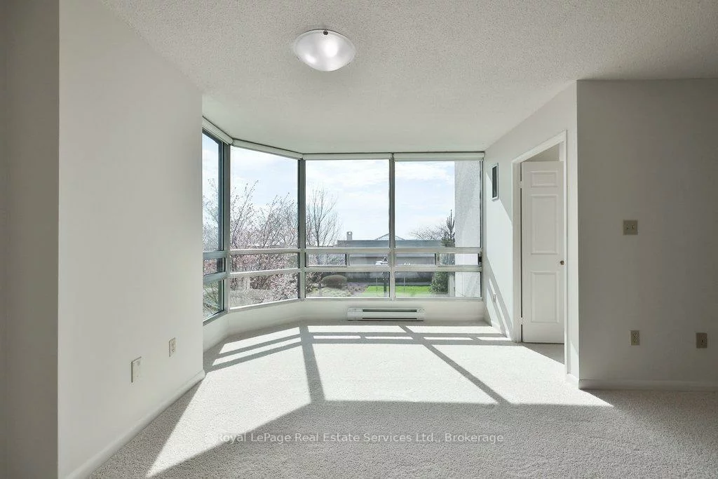 2180, Marine, 1001 - BR Bronte, Oakville