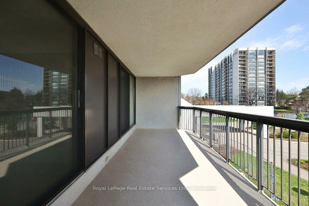 2180, Marine, 1001 - BR Bronte, Oakville