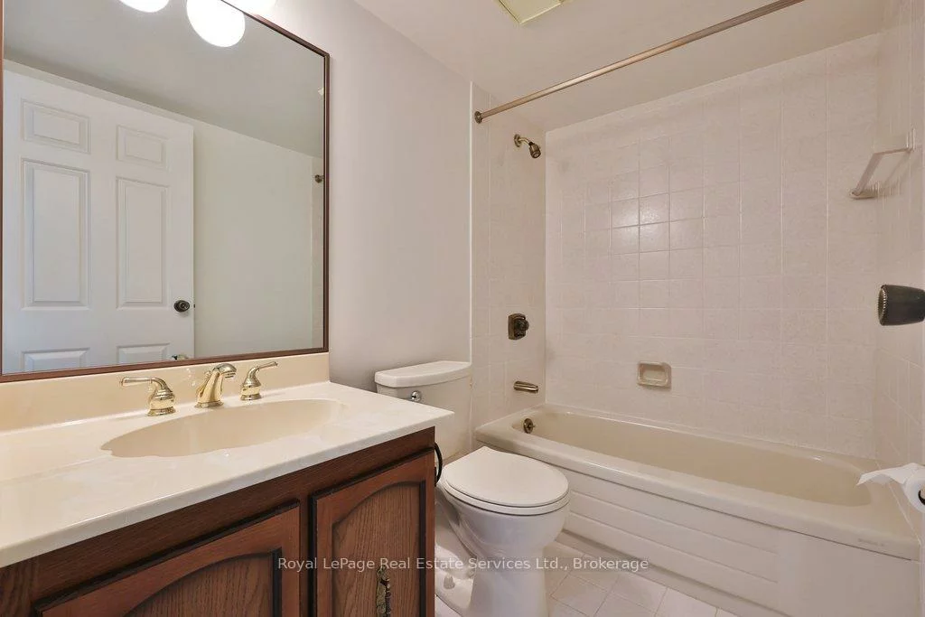 2180, Marine, 1001 - BR Bronte, Oakville