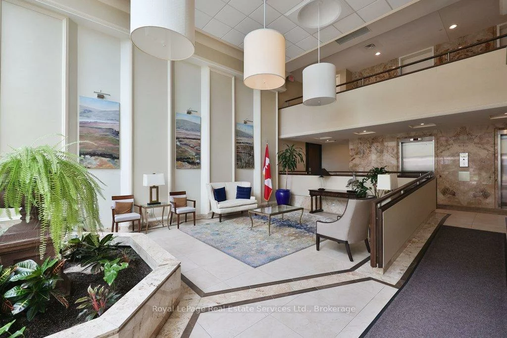 2180, Marine, 1001 - BR Bronte, Oakville