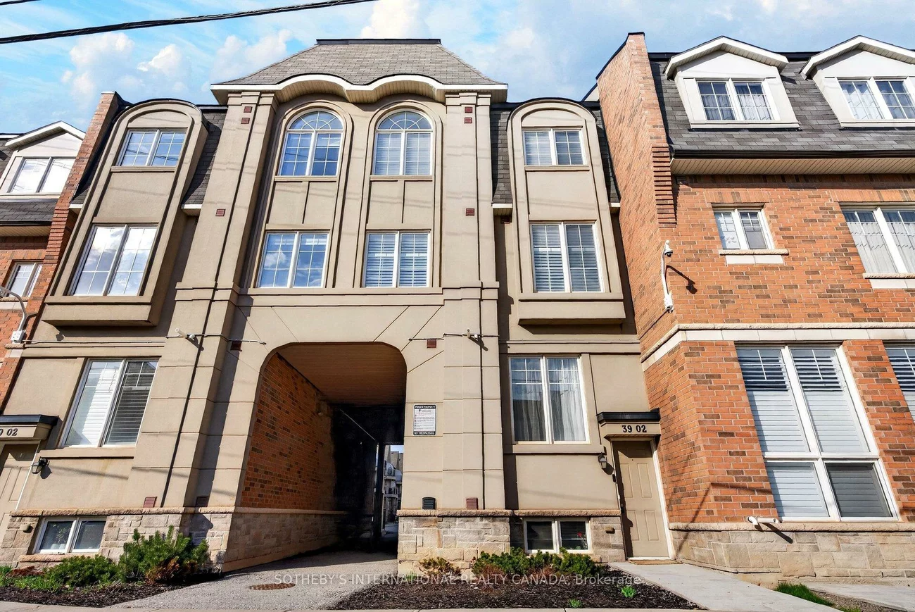 2420, Baronwood, 1019 - WM Westmount, Oakville