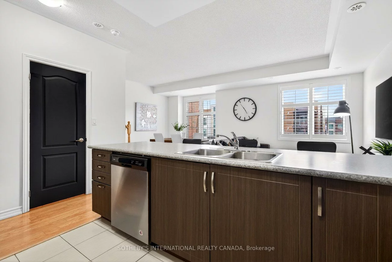 2420, Baronwood, 1019 - WM Westmount, Oakville