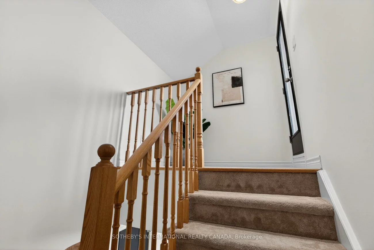 2420, Baronwood, 1019 - WM Westmount, Oakville