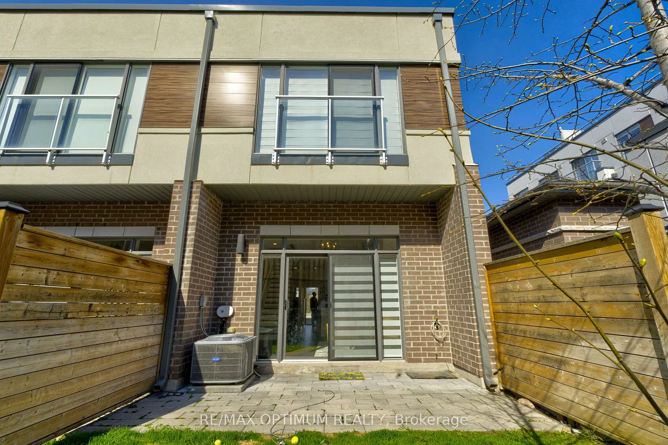 3070, Sixth, 1008 - GO Glenorchy, Oakville