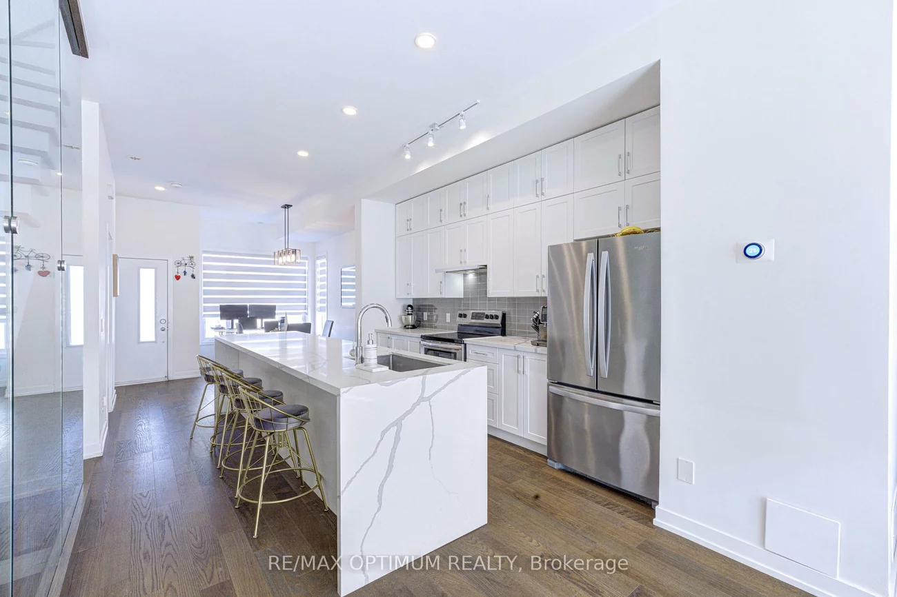 3070, Sixth, 1008 - GO Glenorchy, Oakville