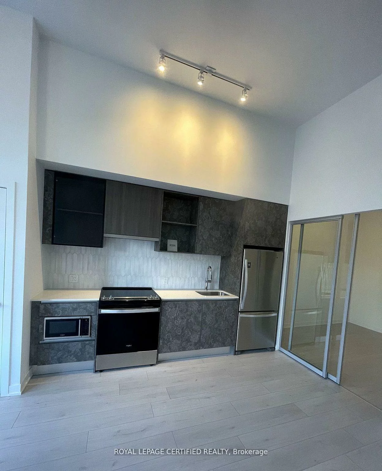 395, Dundas, 1008 - GO Glenorchy, Oakville