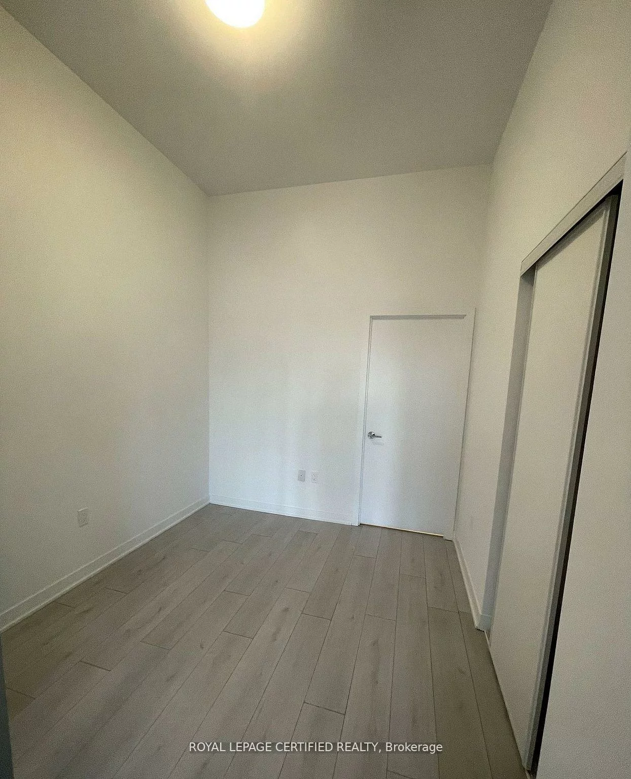 395, Dundas, 1008 - GO Glenorchy, Oakville