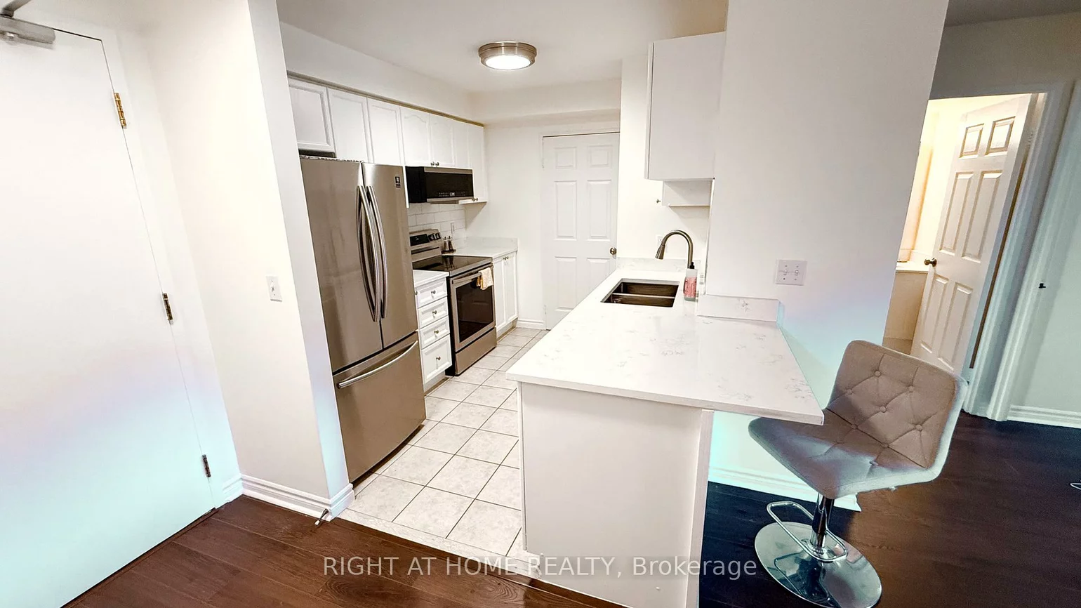 2300, Parkhaven, 1015 - RO River Oaks, Oakville