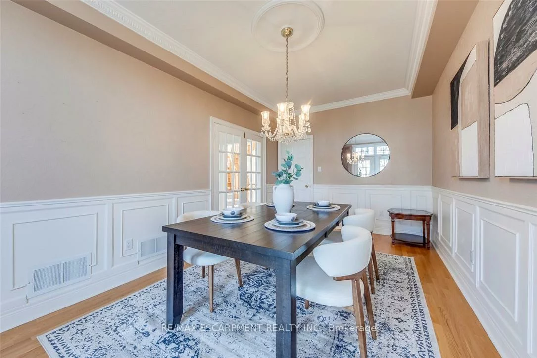 2303, HILL RIDGE, 1022 - WT West Oak Trails, Oakville