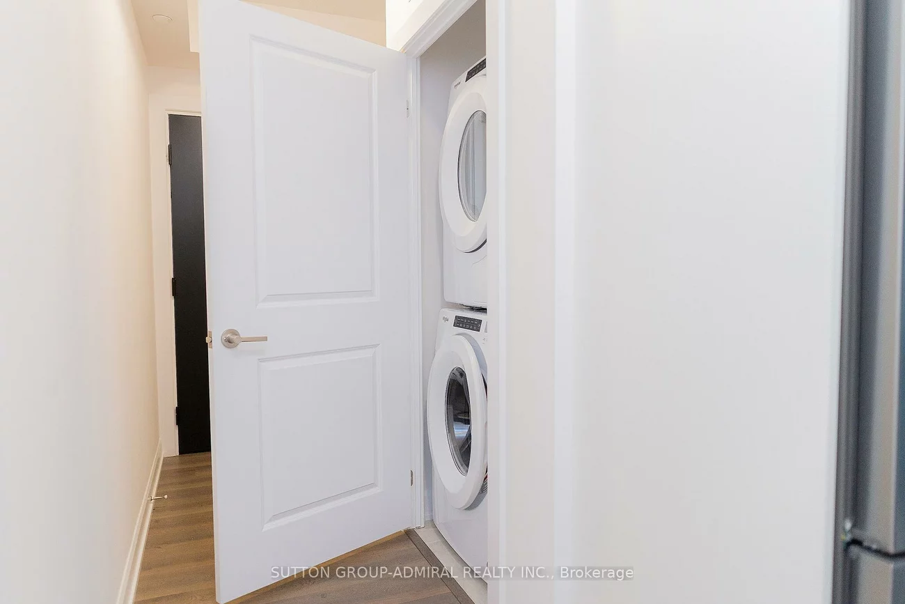 3220, William Coltson, 1010 - JM Joshua Meadows, Oakville