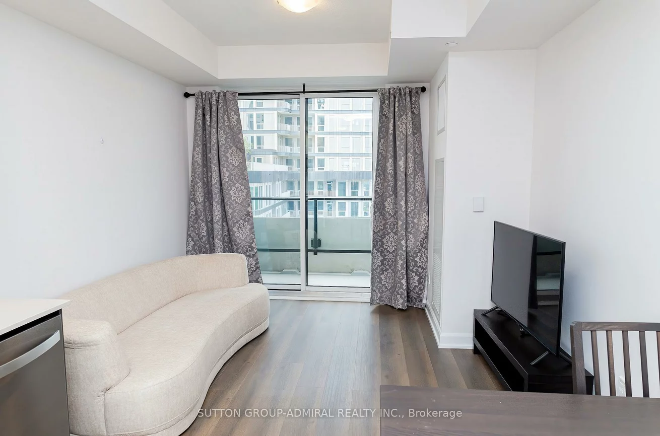 3220, William Coltson, 1010 - JM Joshua Meadows, Oakville