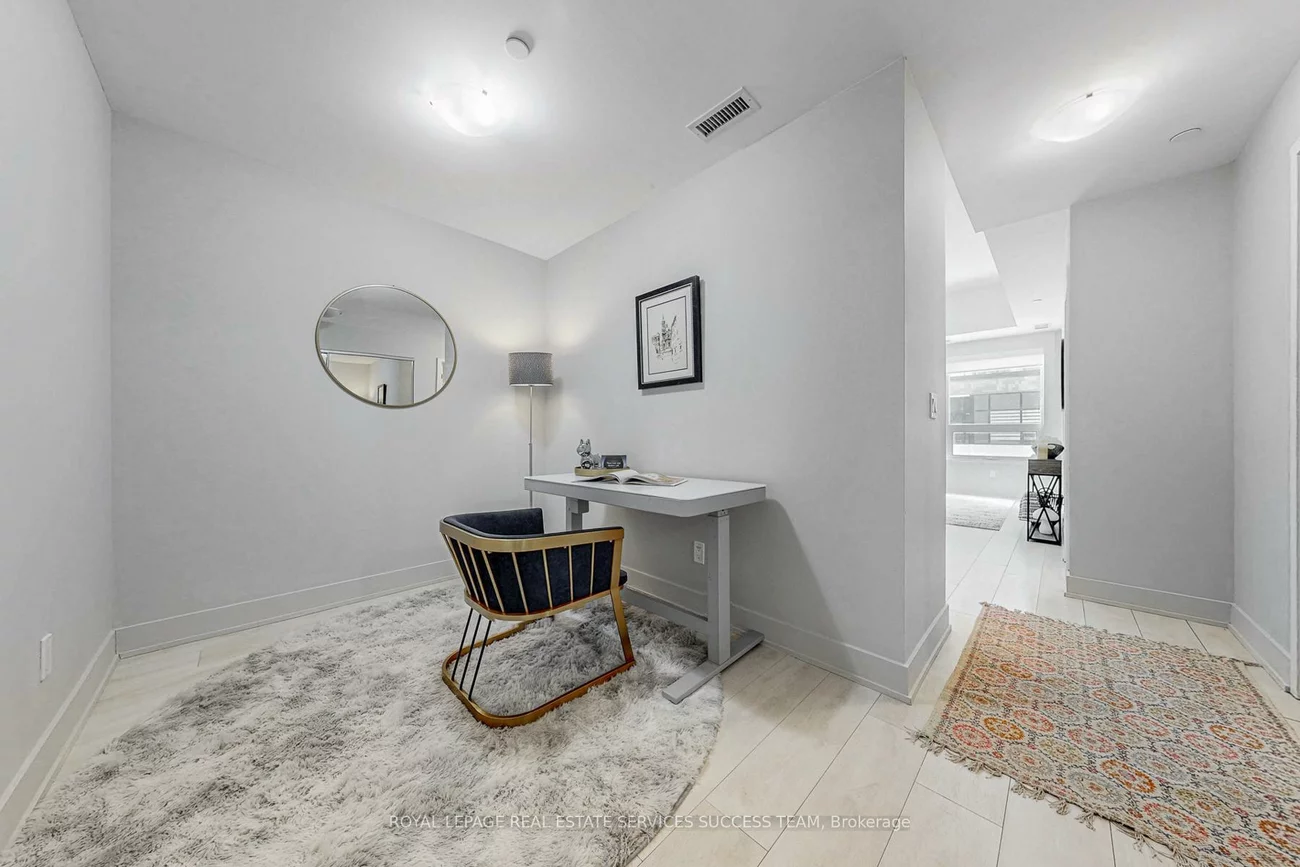 2485, Taunton, 1015 - RO River Oaks, Oakville