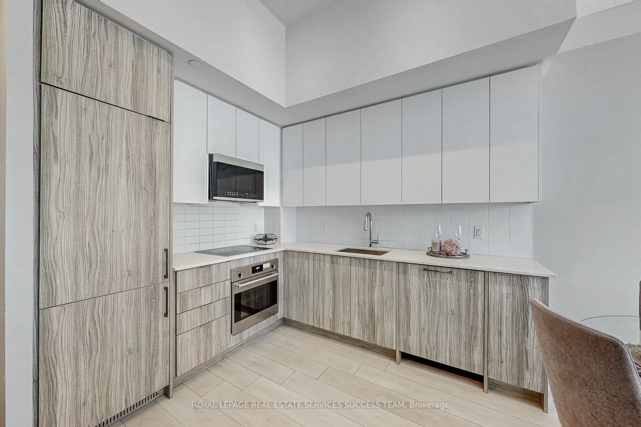 2485, Taunton, 1015 - RO River Oaks, Oakville