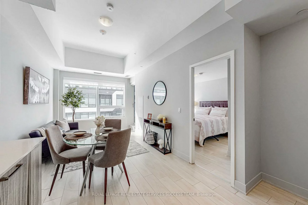 2485, Taunton, 1015 - RO River Oaks, Oakville