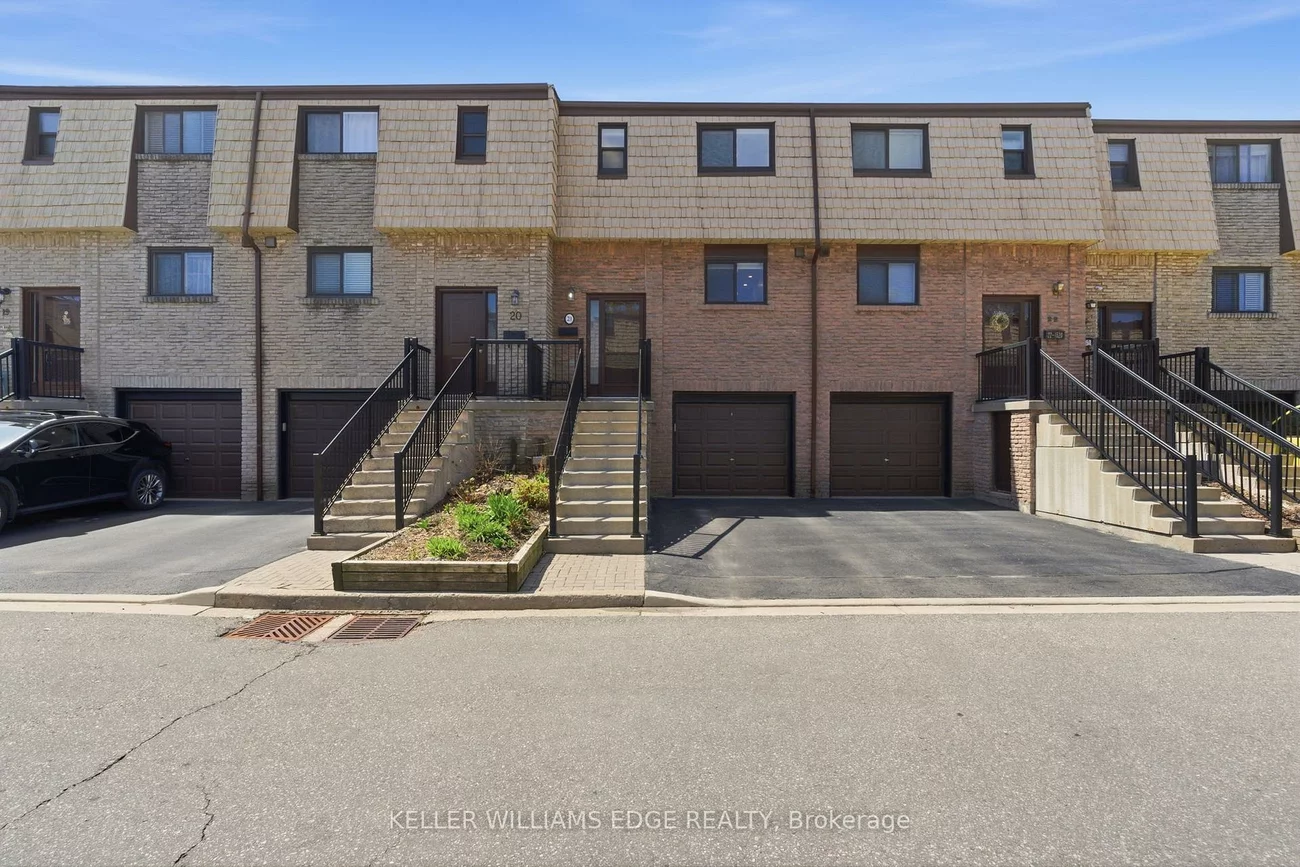 1520, Sixth, 1003 - CP College Park, Oakville