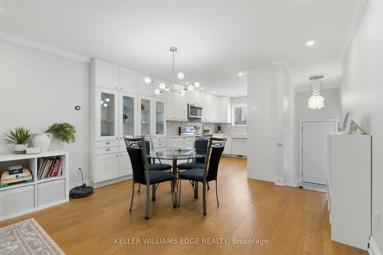 1520, Sixth, 1003 - CP College Park, Oakville