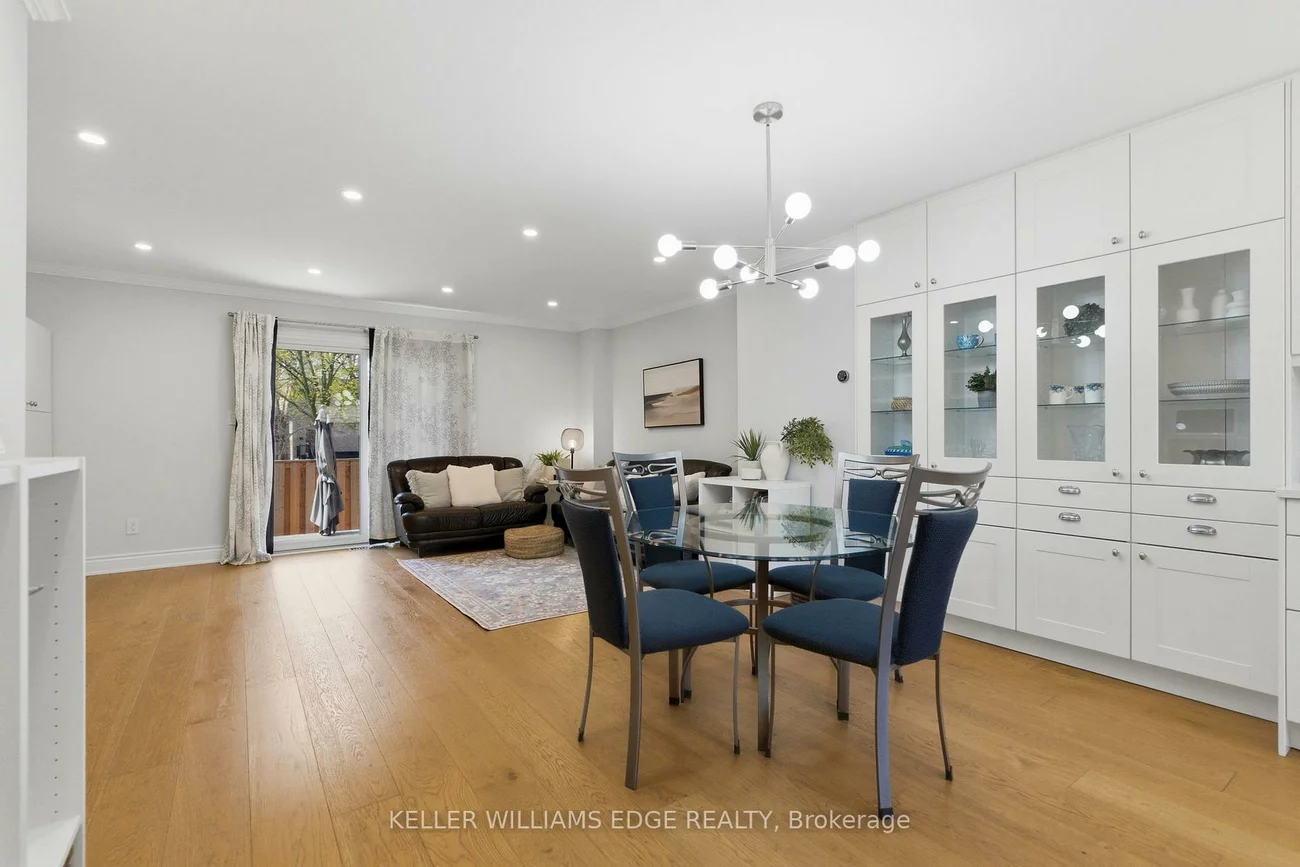 1520, Sixth, 1003 - CP College Park, Oakville