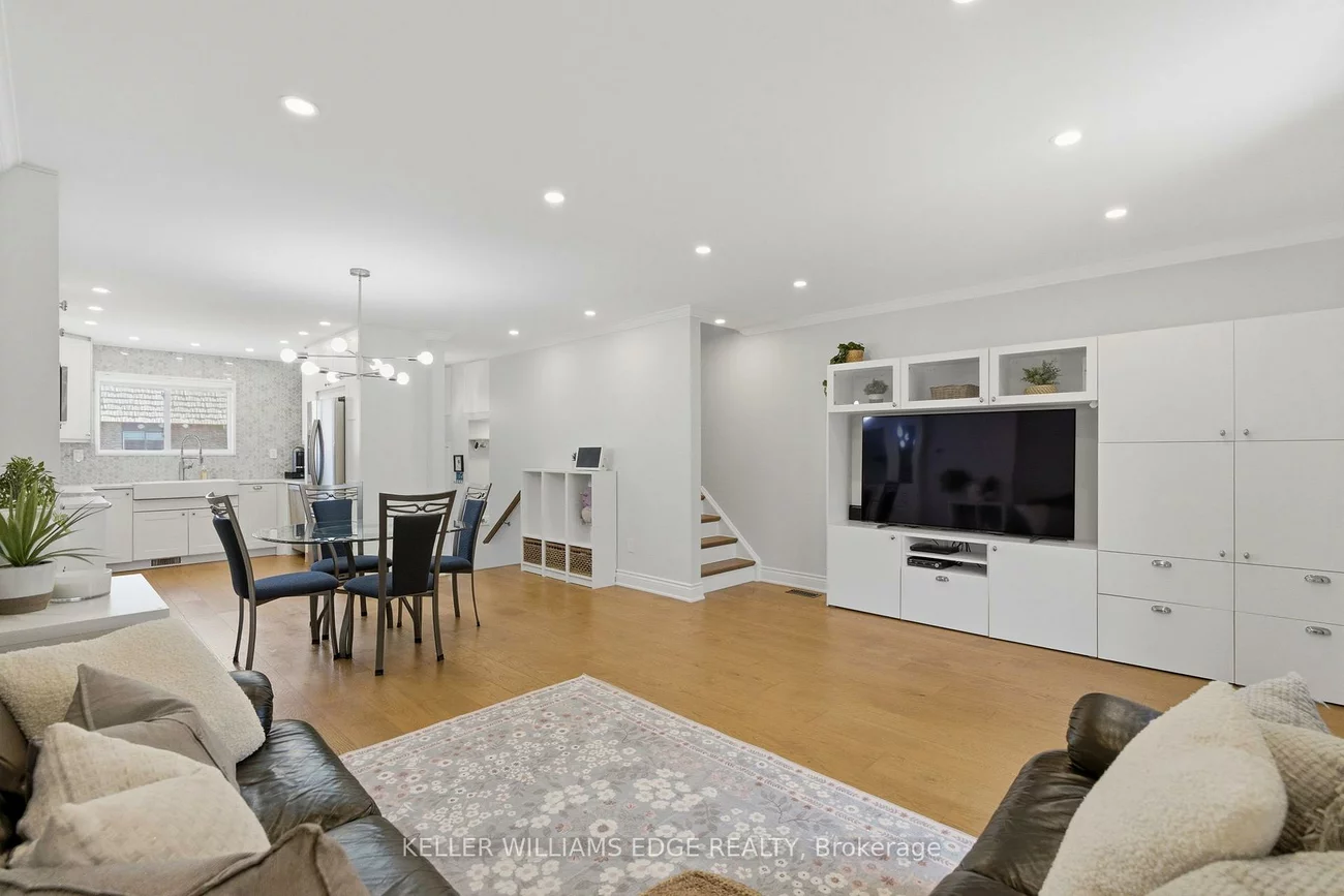 1520, Sixth, 1003 - CP College Park, Oakville