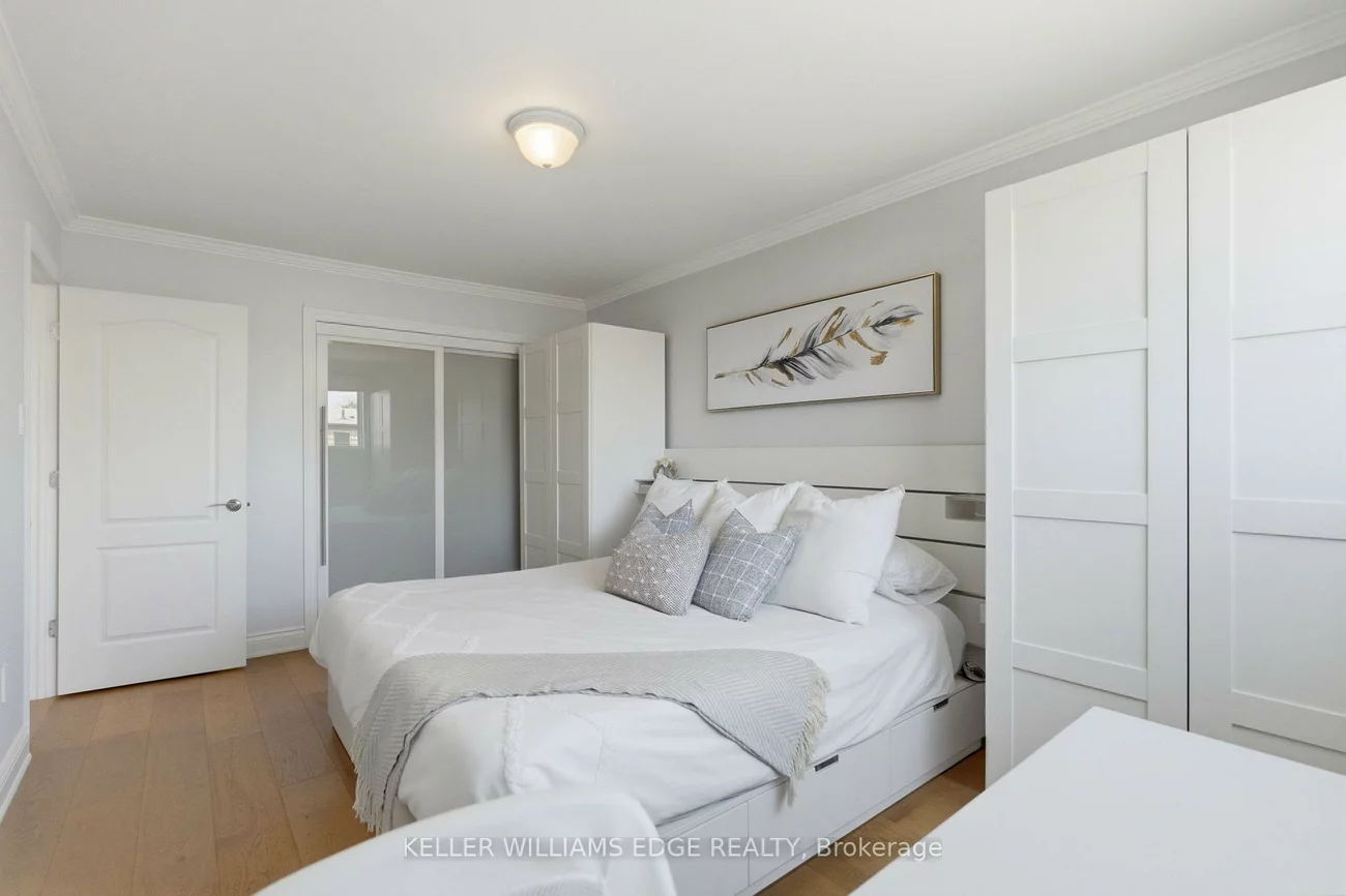 1520, Sixth, 1003 - CP College Park, Oakville