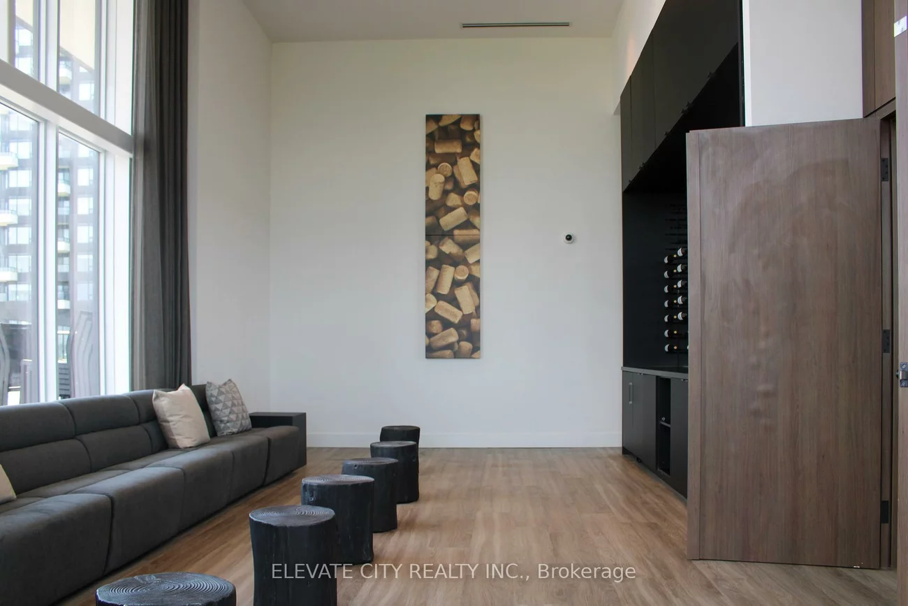 2489, Taunton, 1015 - RO River Oaks, Oakville