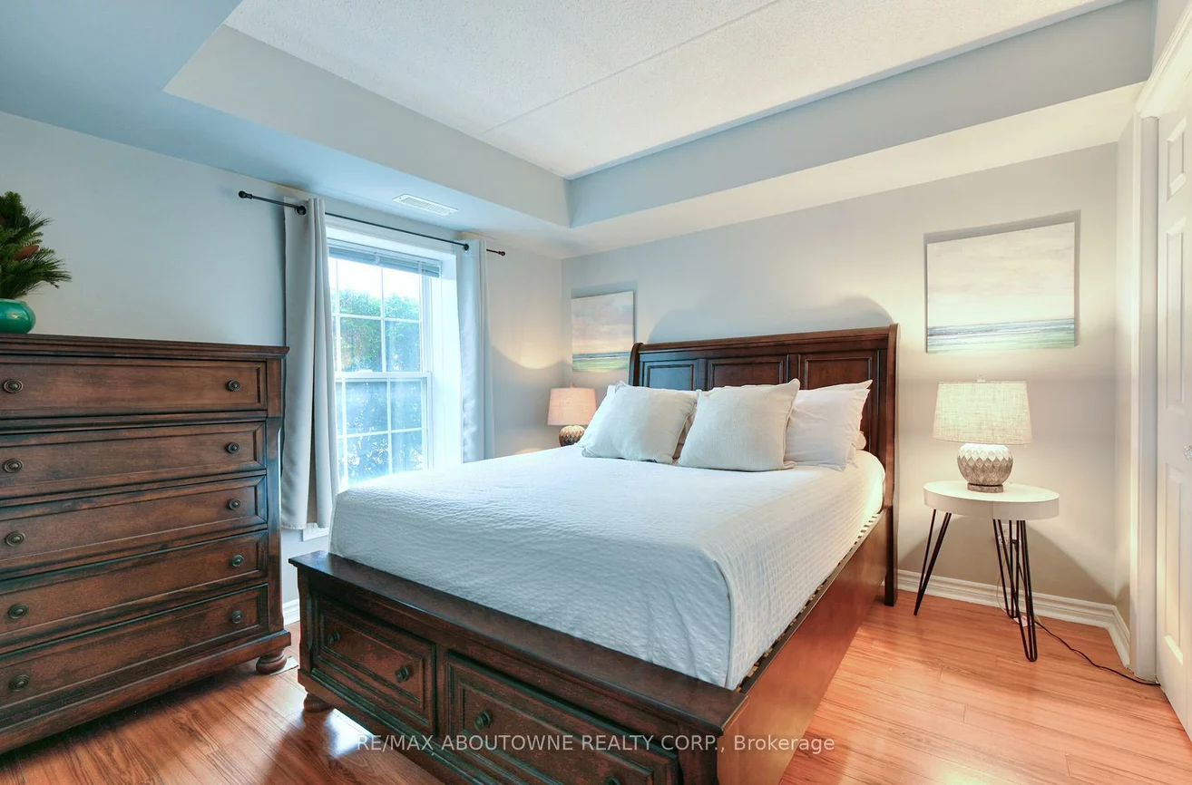 1470, Bishops, 1007 - GA Glen Abbey, Oakville