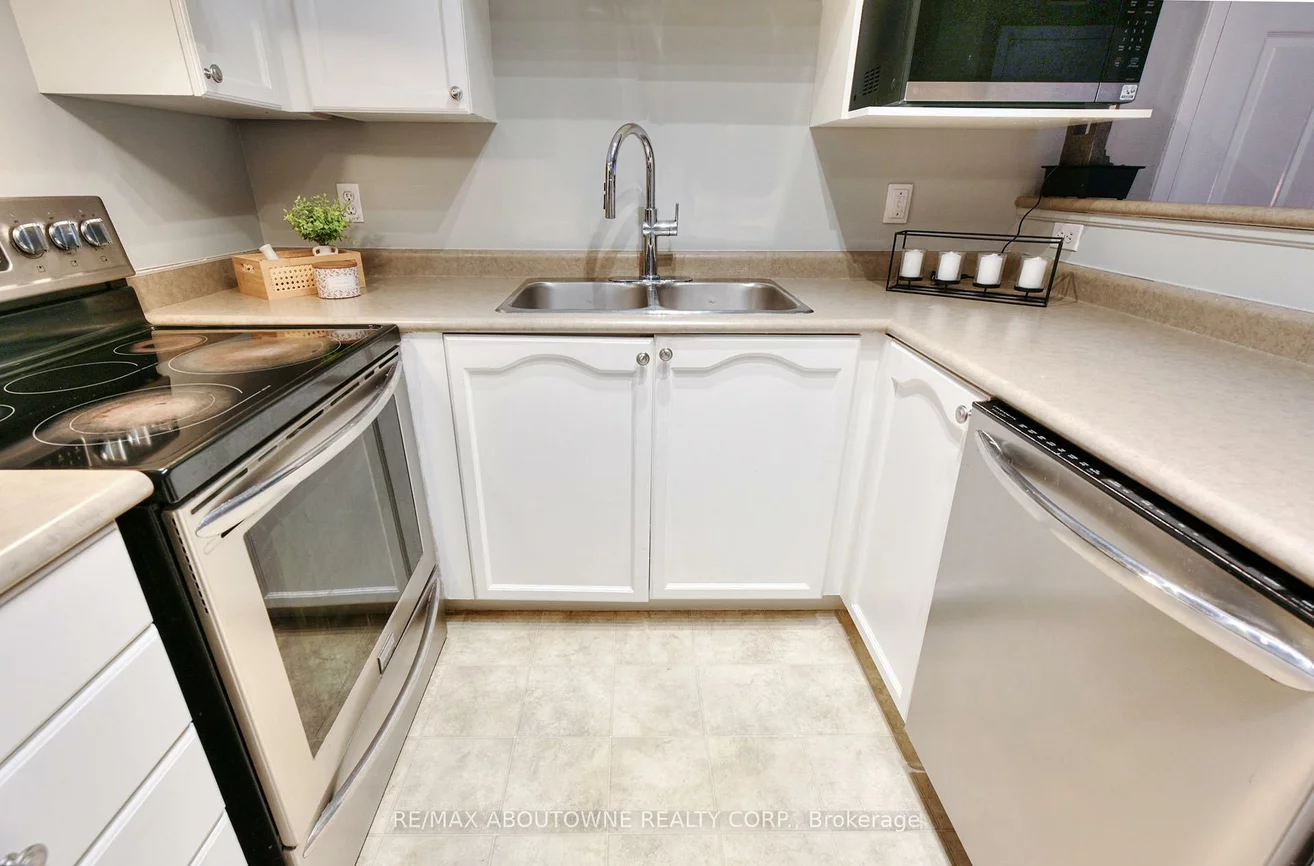 1470, Bishops, 1007 - GA Glen Abbey, Oakville