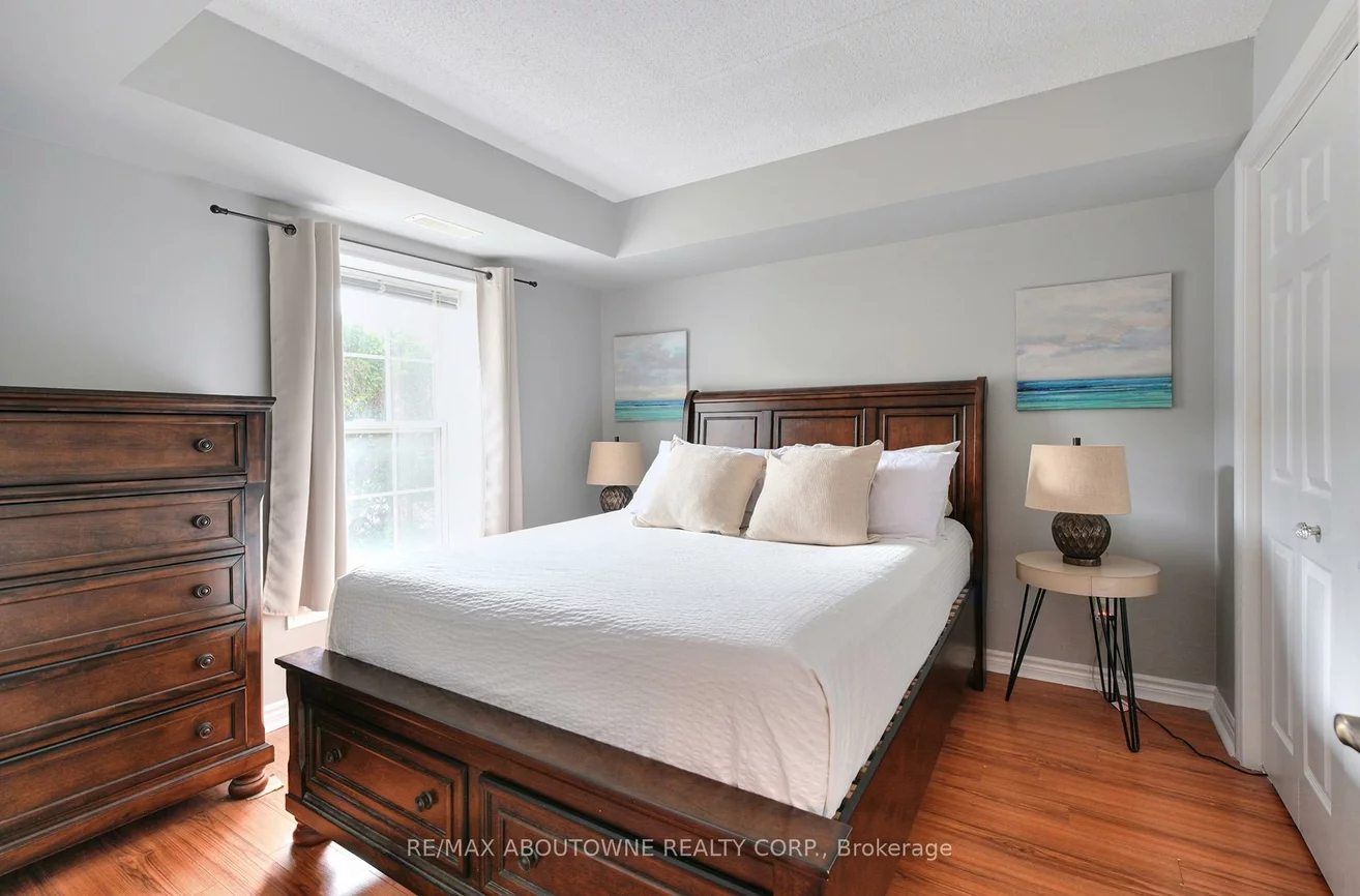 1470, Bishops, 1007 - GA Glen Abbey, Oakville