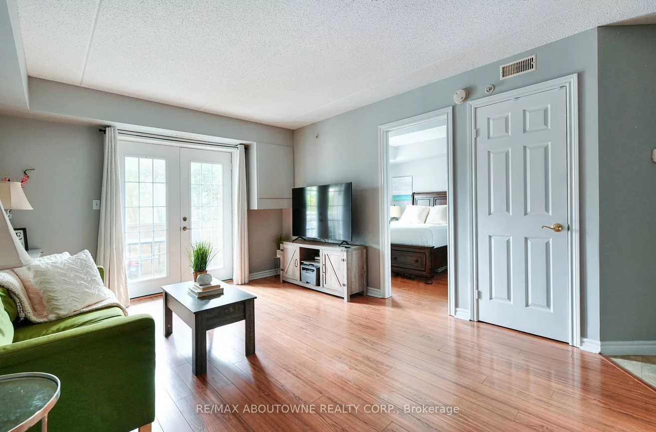 1470, Bishops, 1007 - GA Glen Abbey, Oakville