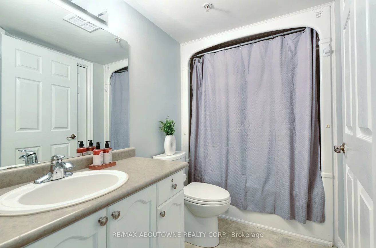 1470, Bishops, 1007 - GA Glen Abbey, Oakville