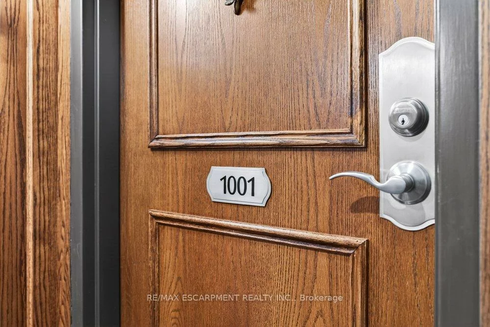 2170, Marine, 1001 - BR Bronte, Oakville