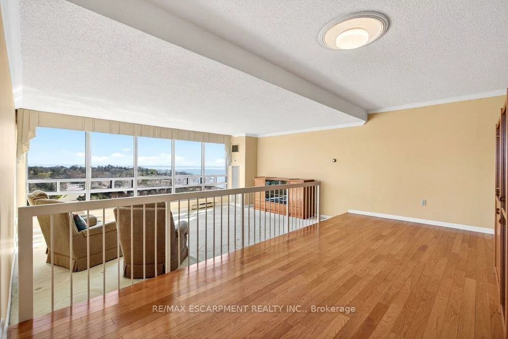 2170, Marine, 1001 - BR Bronte, Oakville